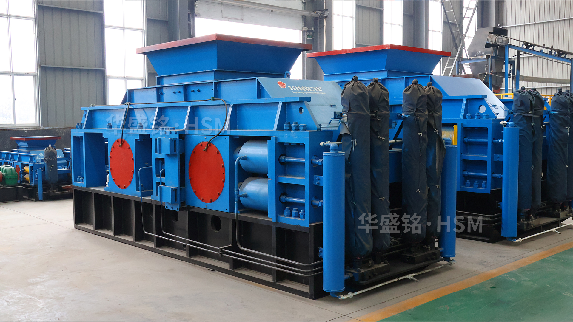 時產(chǎn)50噸以上選它!液壓對輥制砂機(jī)在中小型項目的實戰(zhàn)表現(xiàn)