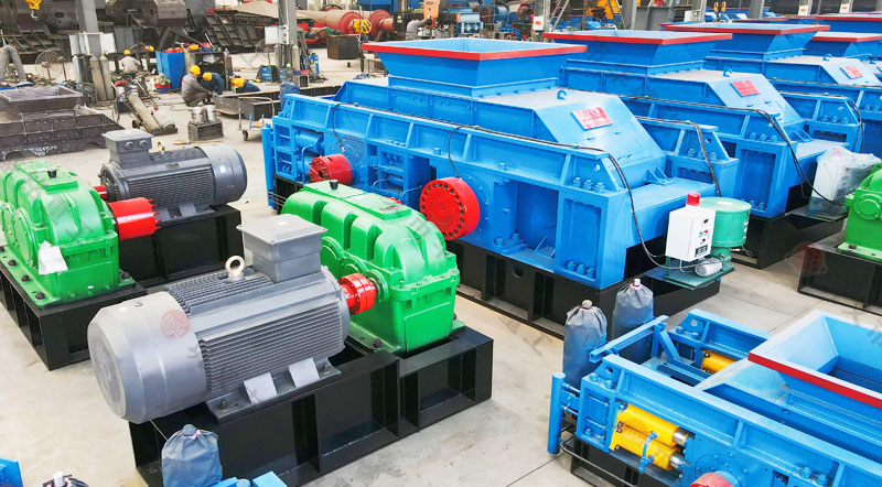 破碎河卵石用什么設(shè)備？用對輥制砂機(jī)效果怎么樣？