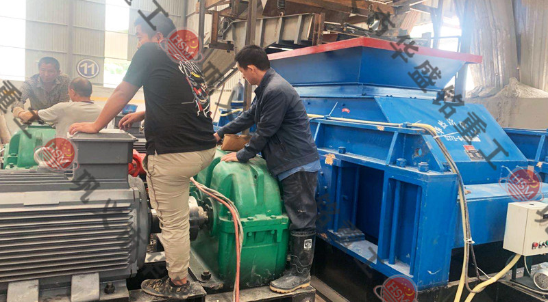 玄武巖制砂機安裝現(xiàn)場