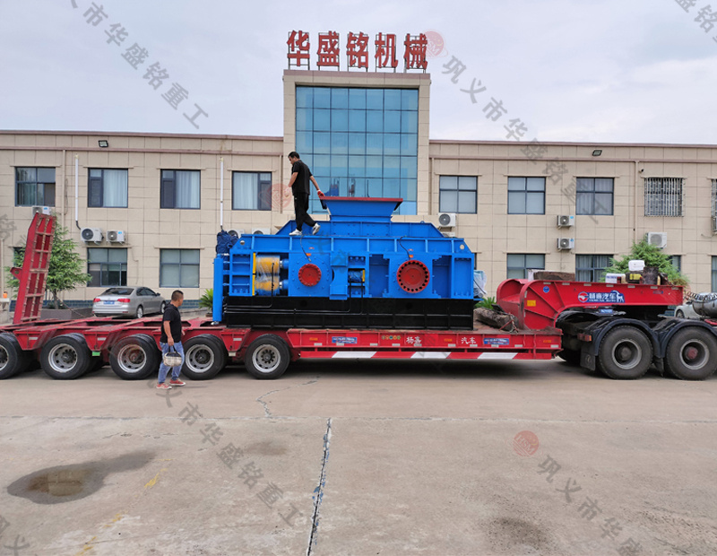 小型碳素破碎機(jī)型號(hào)參數(shù)表，生產(chǎn)優(yōu)勢有哪些？